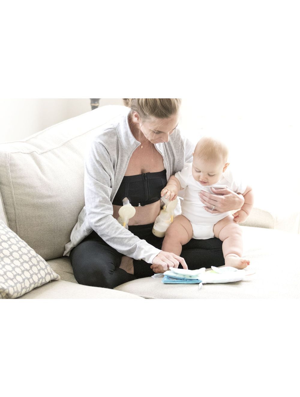 NEW Medela Maternity & Nursing Body Pillow Breastfeeding Pregnancy